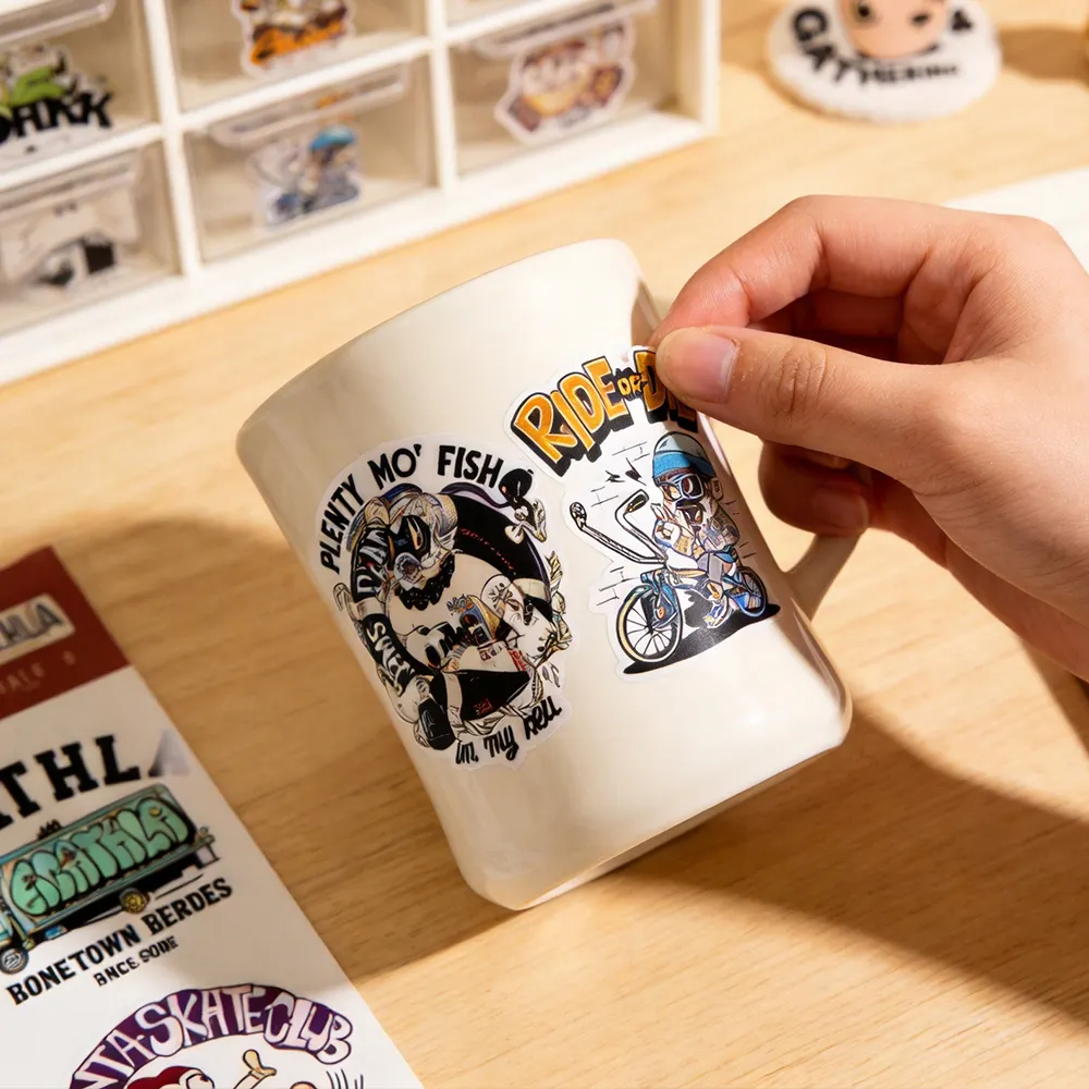 Adesivi personalizzati per tumbler