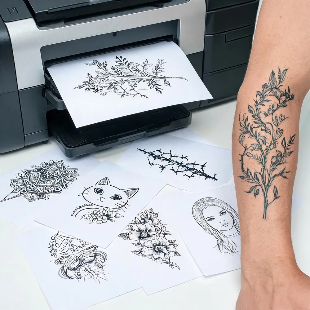 Carta adesiva per tatuaggi