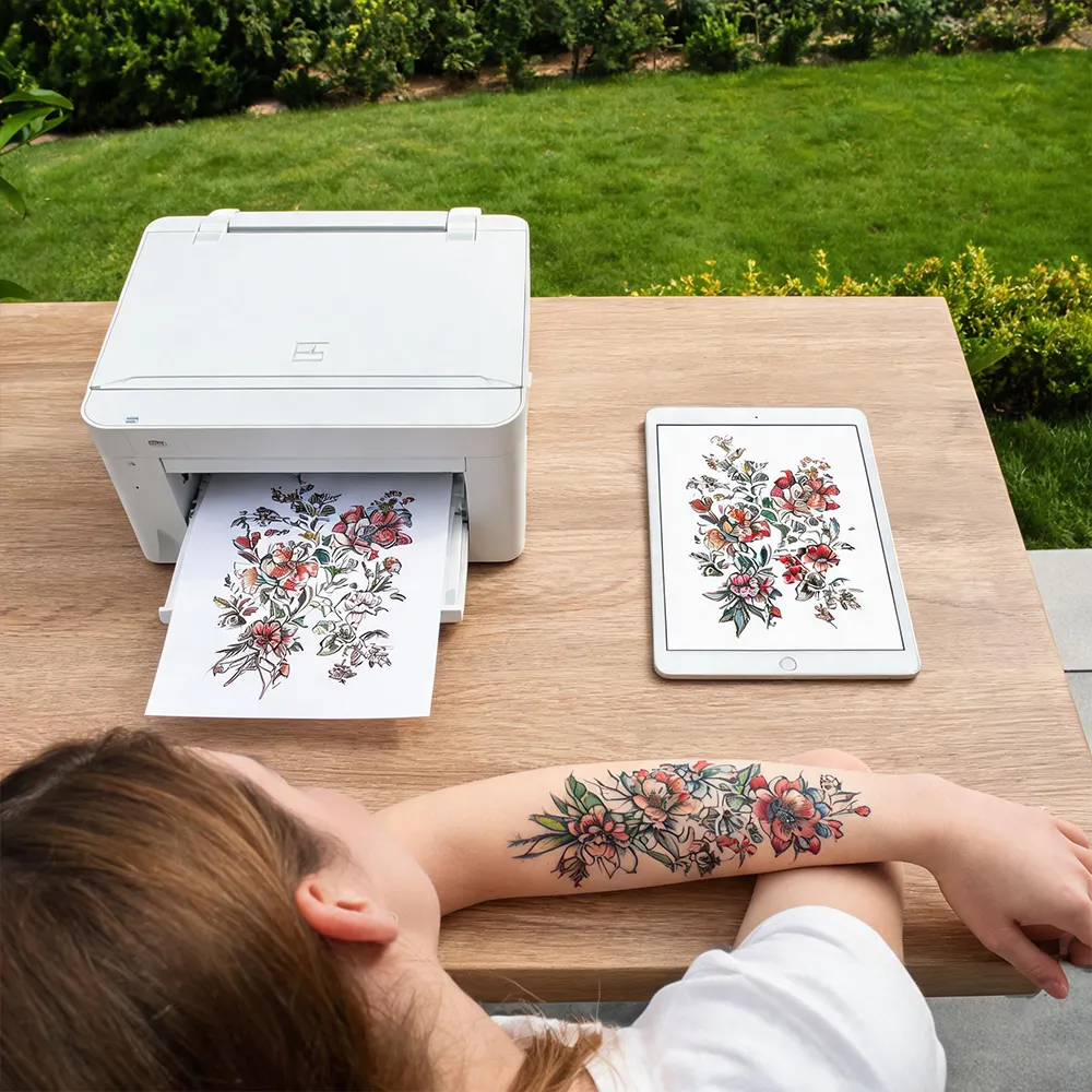 Carta adesiva per tatuaggi